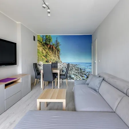 Grand Sands Apartment *